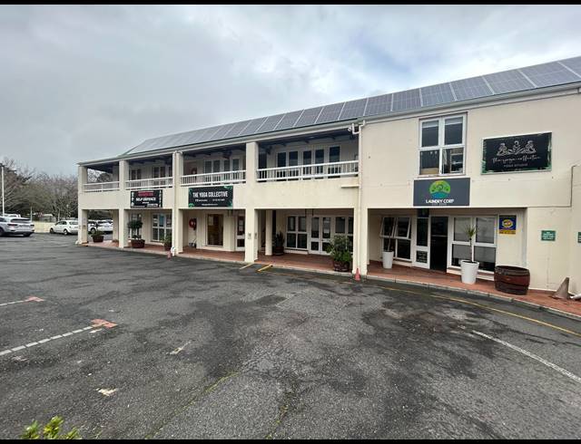 56M² BUILDING TO LET IN HOUT BAY CENTRAL